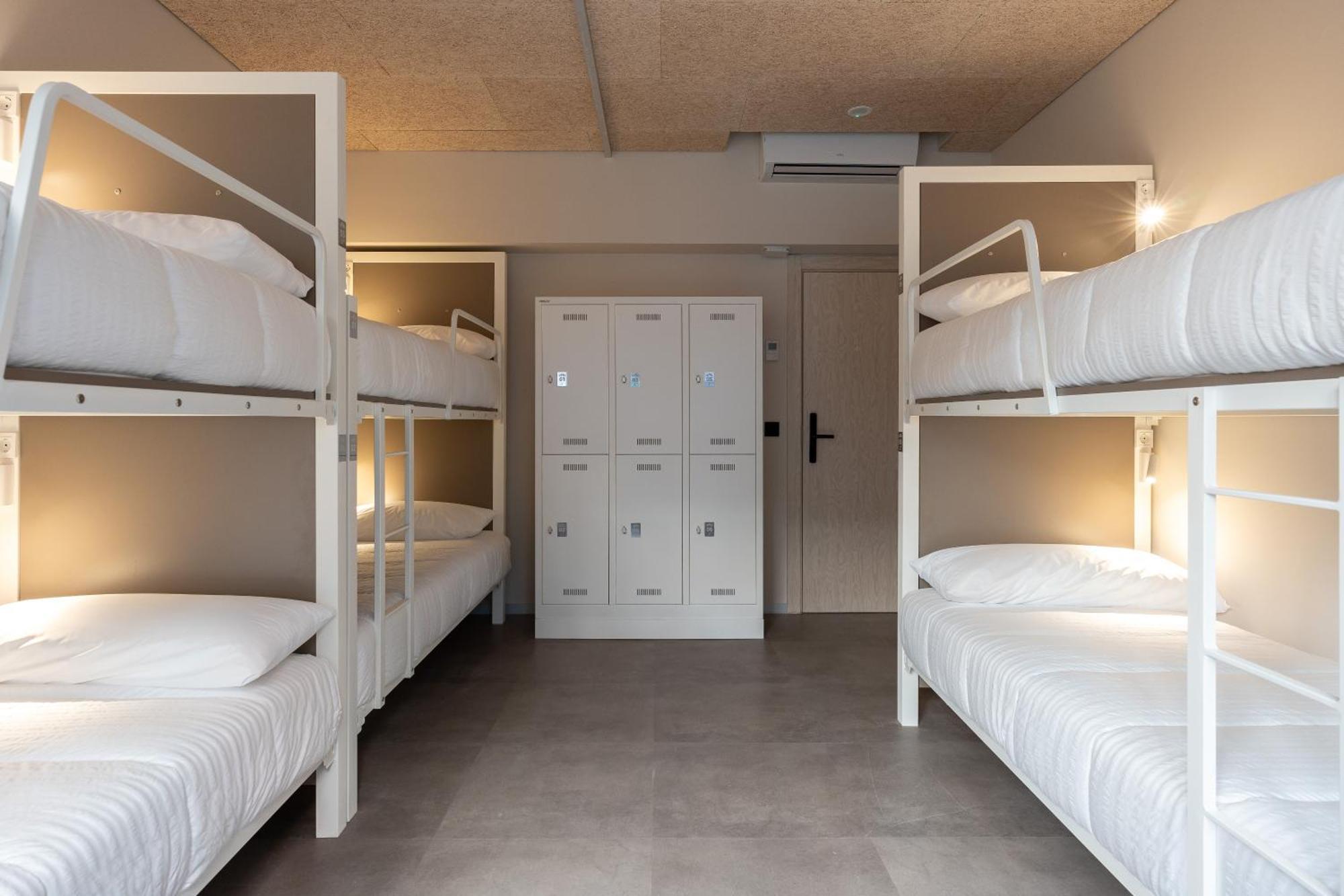Lamia Bbk Women Hostel-Solo Mujeres Бильбао Экстерьер фото
