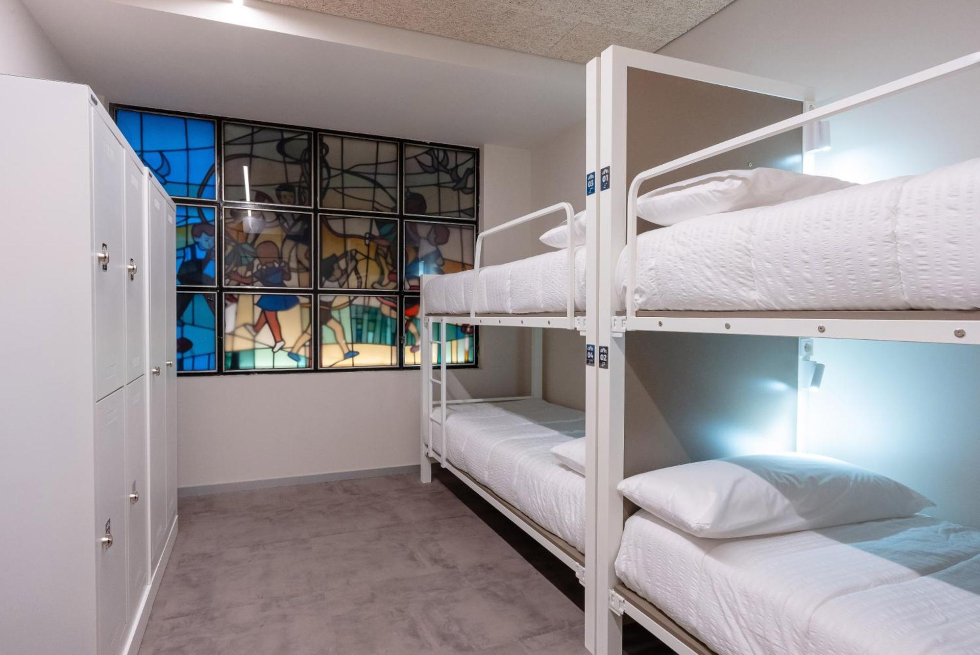 Lamia Bbk Women Hostel-Solo Mujeres Бильбао Экстерьер фото
