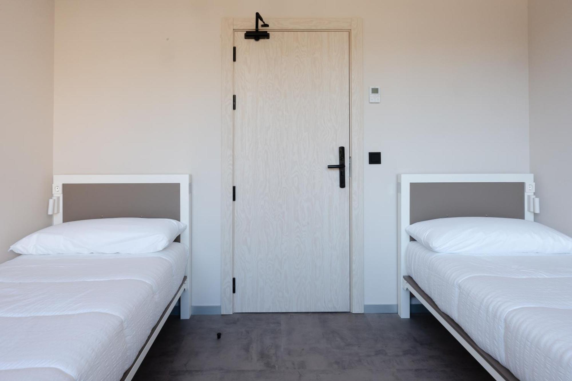 Lamia Bbk Women Hostel-Solo Mujeres Бильбао Экстерьер фото