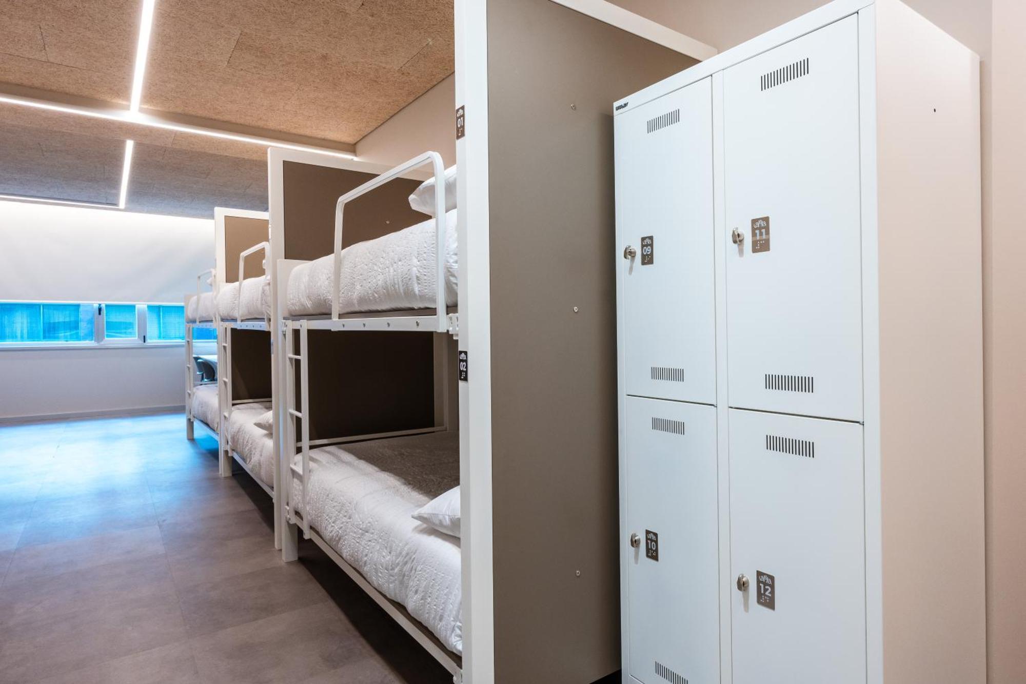 Lamia Bbk Women Hostel-Solo Mujeres Бильбао Экстерьер фото